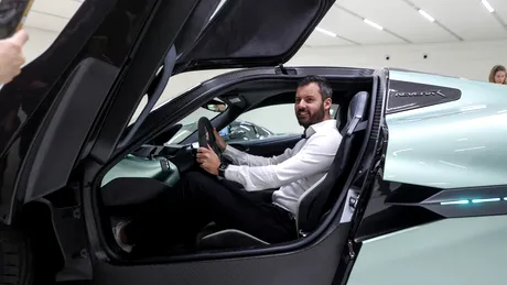 Mașinile Bugatti care nu sunt „regine de garaj”: Mate Rimac a condus peste 200.000 de kilometri în hypercar-urile sale