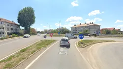 Sensul giratoriu 2025: Este legal să virezi stânga dacă te afli pe banda 1? Cine e de vină în cazul unui accident