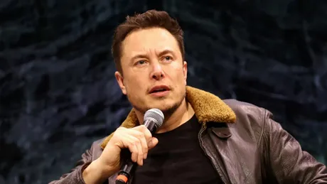 Elon Musk rămâne doar CEO. Se retrage din funcţia de preşedinte al Tesla