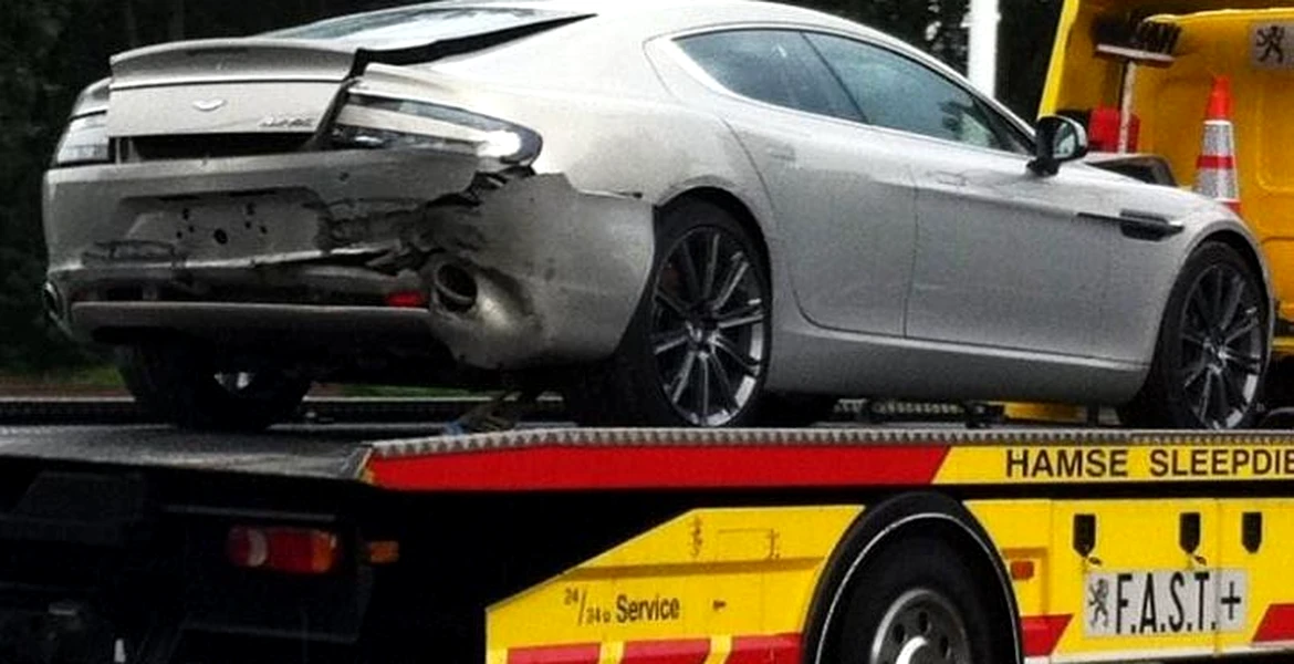 Primul accident cu Aston Martin Rapide?
