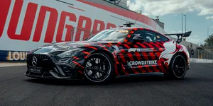 <span class='prepend'>Foto |</span> Mercedes-AMG aniversează 30 de ani de Safety Car în Formula 1 printr-un nou model. Noul AMG GT 63 Pro 4MATIC+ își va face debutul în cursa din Ungaria