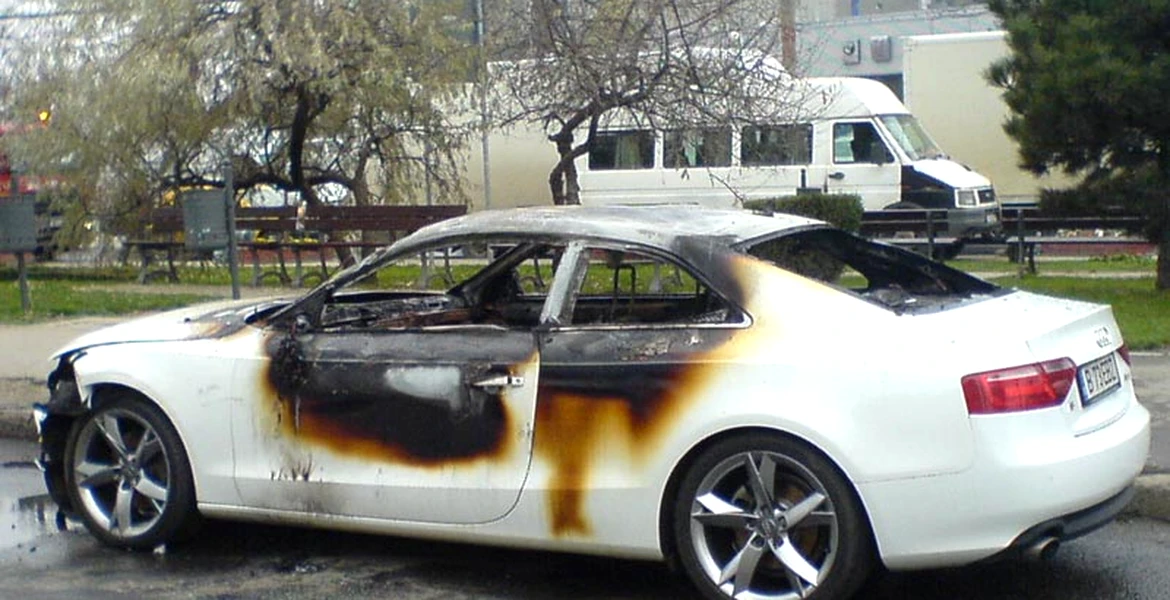 Audi A5 arată bine chiar şi incendiat!
