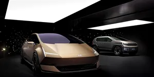 <span class='prepend'>Foto |</span> Hyundai lansează marca IONIQ în China prin două noi concepte: sedanul Venus și SUV-ul Earth
