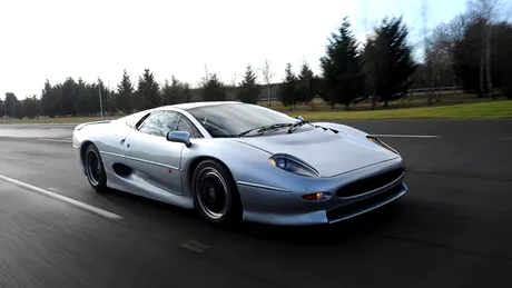 La mulţi ani, Jaguar XJ220!