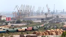 Captură-record în Portul Constanța: 350.000 de pachete de țigări de contrabandă, ascunse într-un container