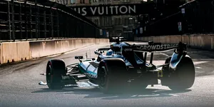 <span class='prepend'>Formula 1 |</span> Raport de cursă: George Russell câștigă cursa din Azerbaidjan. Piloții Red Bull completează podiumul în Baku
