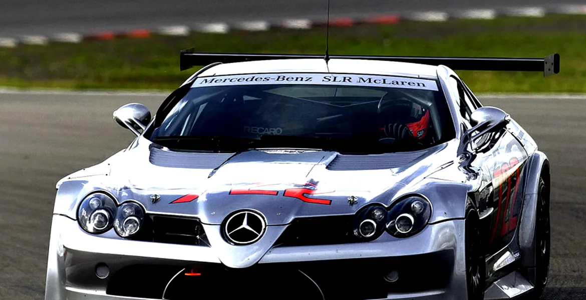 Mercedes SLR 722 GT condus pe circuit