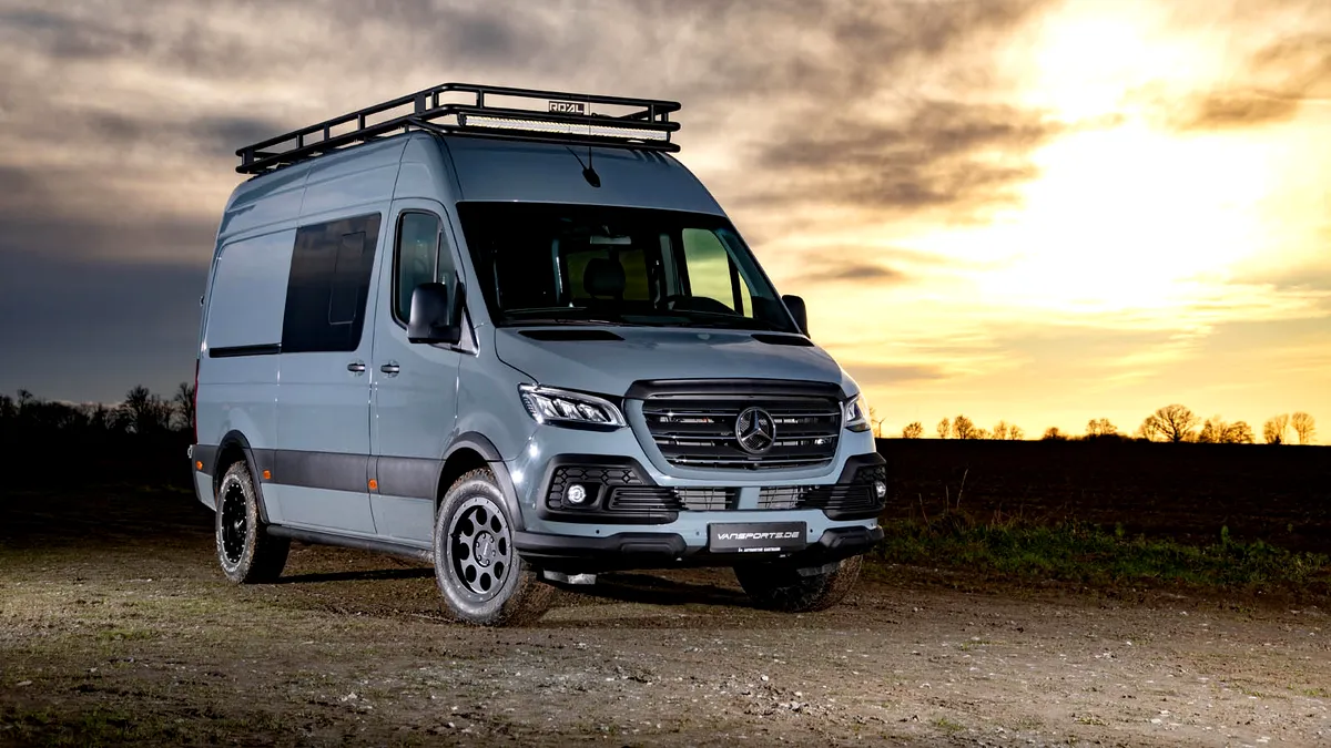 Un van cu influențe de off-roader - Mercedes Sprinter Gravel-X este pregătit pentru aventuri în sălbăticie - GALERIE FOTO