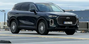 Video – Noul Chery Tiggo 9 Super Hybrid costă 47.000 de euro. Ce oferă rivalul lui Hyundai Santa Fe și Kia Sorento