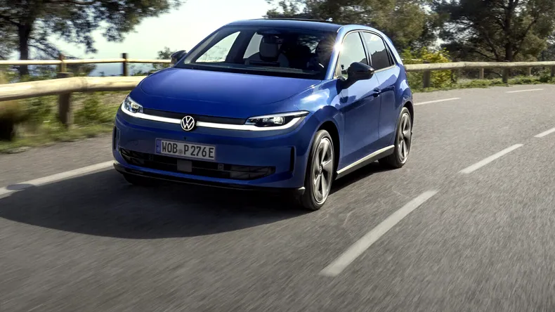 <span class='prepend'>Foto |</span> Volkswagen prezintă ID. Polo, ofensiva germană în segmentul mașinilor electrice de oraș. Autonomie de până la 455 de kilometri și preț de pornire de sub 25.000 €