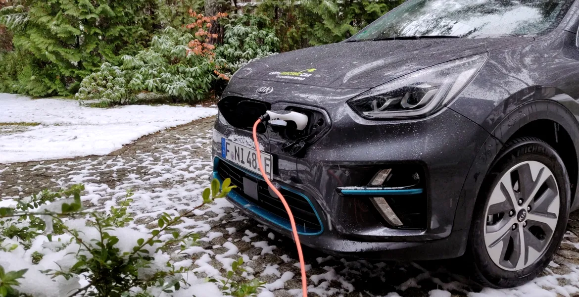 Kia a realizat o călătorie de peste 3.700 de kilometri cu e-Niro la Conferinţa ONU privind schimbările climatice, pentru a sublinia importanţa tranziţiei la transportul sustenabil