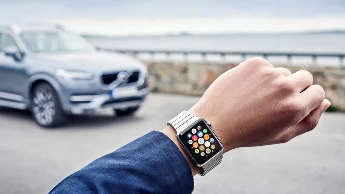 Volvo vrea să îţi controlezi maşina cu ceasul inteligent