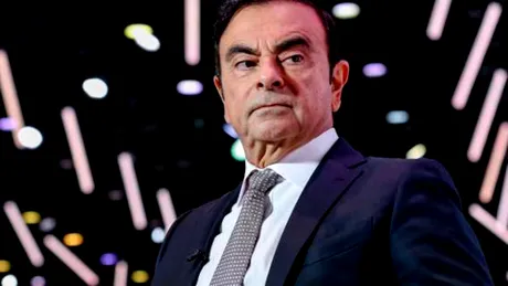 Carlos Ghosn, ascuns de muzicanți în cutia contrabasului și urcat în avion