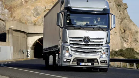 Volvo, Daimler, DAF, Scania, Renault şi IVECO riscă o amendă totală de 1,4 miliarde de euro