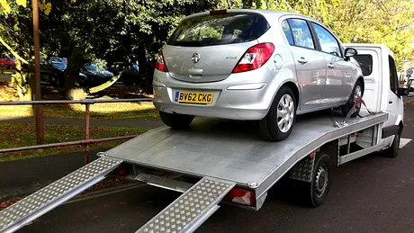 Cum va modifica online-ul piaţa auto din România. Maşina va fi livrată direct la uşa clientului 
