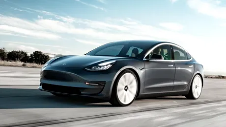 Tesla ar putea rechema în service 1,2 milioane de modele. Suspensia față se poate rupe fără avertisment