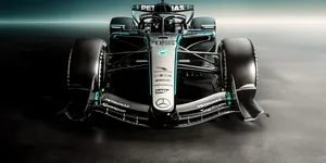 FOTO Primele imagini cu noul monopost de Formula 1 al Mercedes-AMG. Ce sponsori a „furat” echipa de la concurenții săi