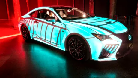 Iată un Lexus RC F Coupé care-ţi luminează bătăile inimii [VIDEO]