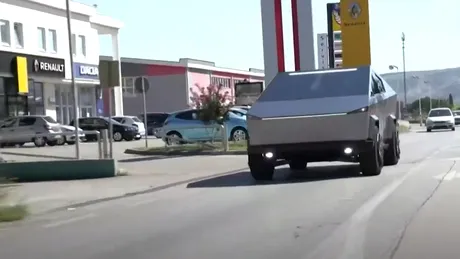 Tesla Cybertruck nici nu se vinde încă, dar el are una deja!