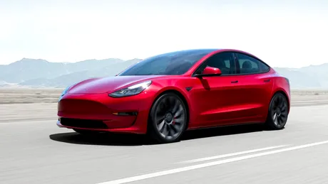 Tesla Model 3 a fost cea mai vândută mașină din Europa în septembrie