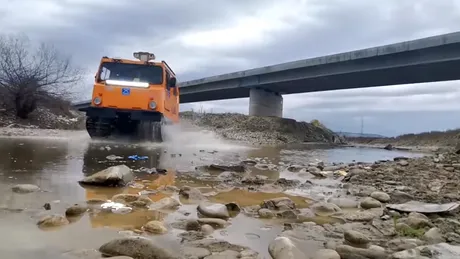 CNAIR este pregătită să înfrunte iarna care se apropie cu aceste vehicule șenilate - VIDEO