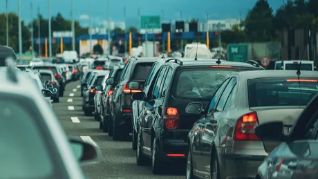 Înmatriculările de mașini pentru transportul pasagerilor au crescut cu 13% în trimestrul IV din 2025