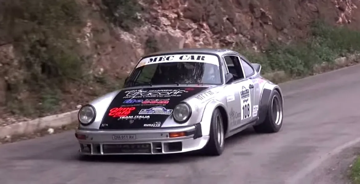 Am putea să ne uităm la aceste Porsche-uri de raliuri toată ziua. VIDEO