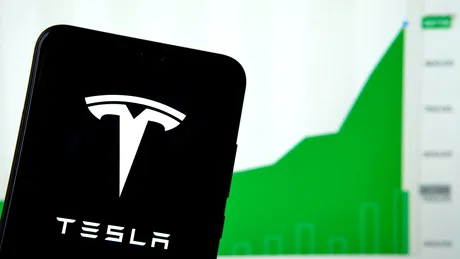 Acțiunile Tesla au atins un nou maxim istoric