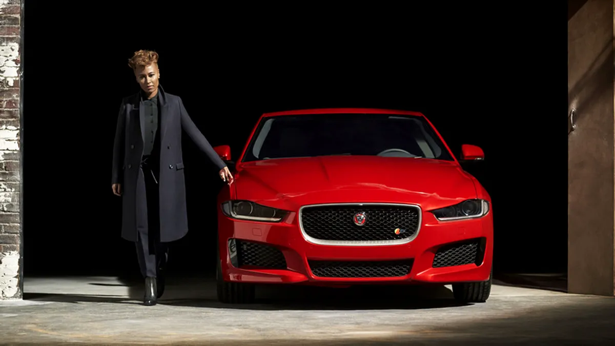 Prima imagine oficială cu noul Jaguar XE: BMW Seria 3 are de ce să se teamă