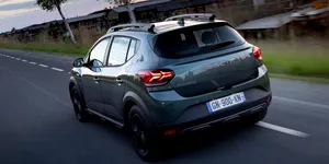 Dacia Sandero, campionul vânzărilor de mașini noi în Europa. Duster intră în TOP 10 la final de 2024