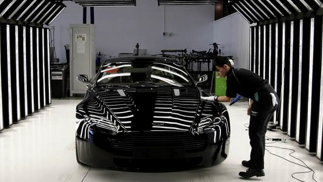 1-aston-martin 