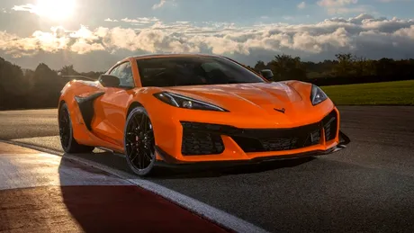 Un Corvette Z06 de peste 100.000 de euro a cedat după primii 80 de km -  VIDEO