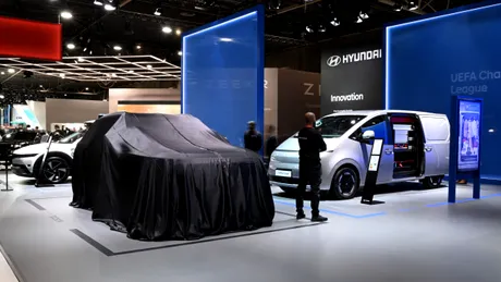 Cum arată standul Hyundai de la Salonul Auto de la Paris 2026? Sud-coreenii au prezentat două noi modele, alături de versiunea electrică a Staria Cargo