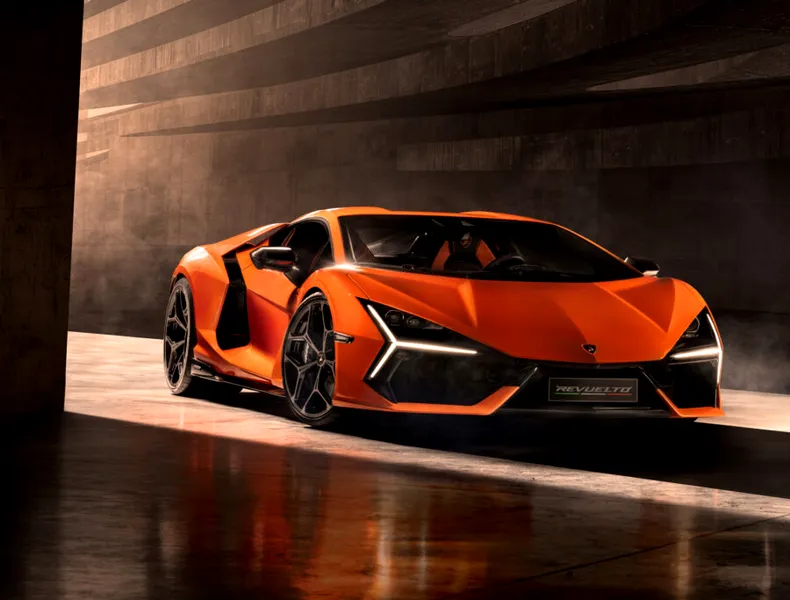 Cererea pentru noul Lamborghini Revuelto depășește toate așteptările: sold-out pentru următorii doi ani