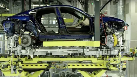 Cum se fabrică Porsche Taycan - VIDEO