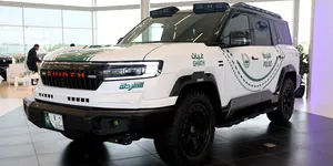 Al-Futtaim și BYD dotează Poliția din Dubai cu mașini inteligente de patrulare. Ce misiuni vor avea noile vehicule