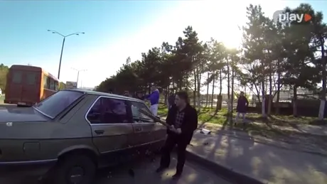 VIDEO: Moldovenii au găsit o soluţie pentru cei care parchează neregulamentar