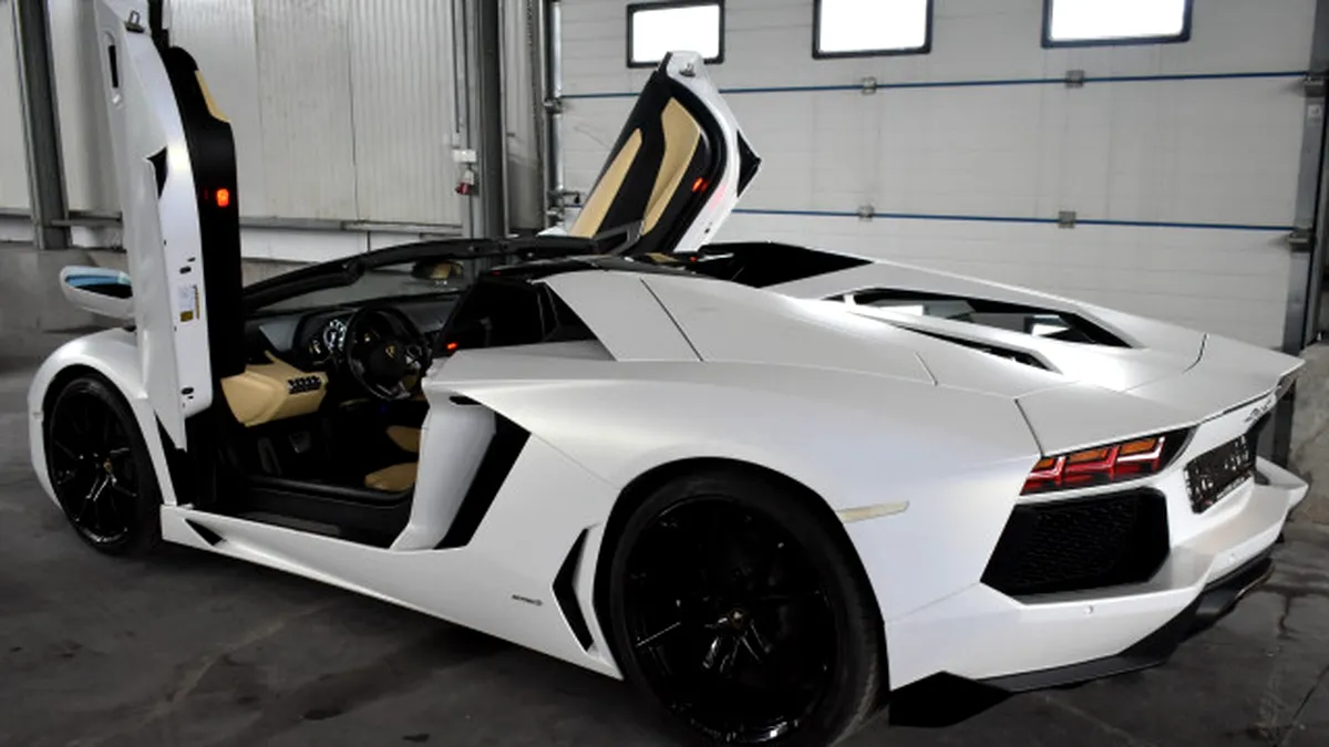 S-a vândut un Lamborghini confiscat de la un interlop. Câți bani a primit statul pe mașină?