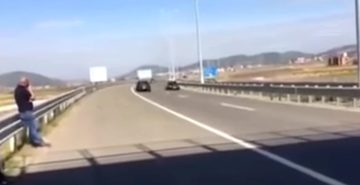 2.000 de cai putere au adus dezastrul pe o autostradă din Kosovo [VIDEO]