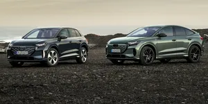 <span class='prepend'>Foto |</span> Ambele versiuni ale Audi Q4 E-Tron primesc actualizări: autonomii mărite, un ecran în plus la interior și AI integrat în infotainment