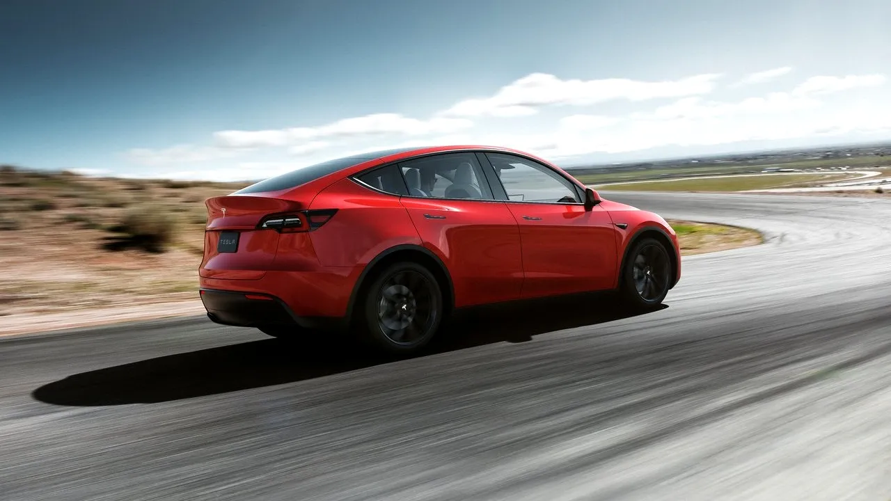 Tesla-Model_Y-2021-1280-03 