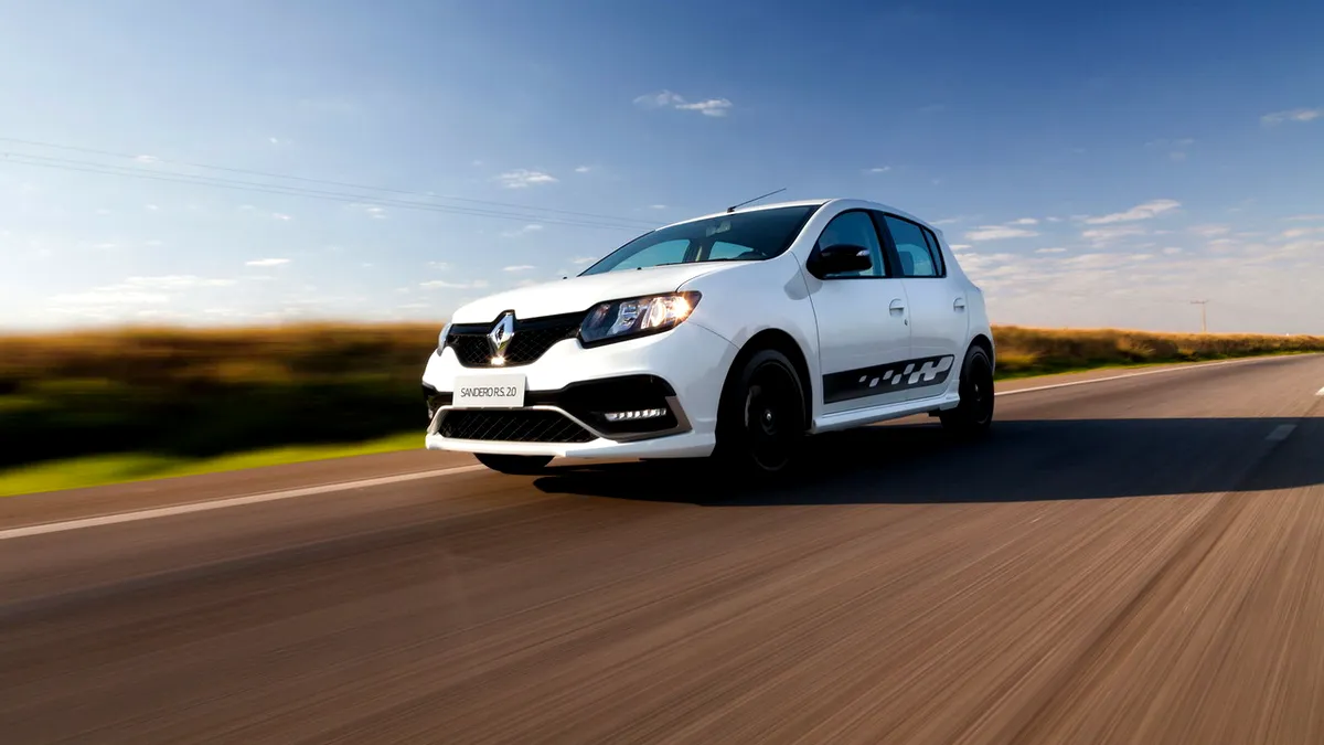Renault Sandero RS 2020 a fost prezentat, dar rămâne disponibil doar în America de Sud