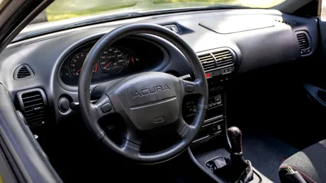 O Acura Integra Type R din 1997 se vinde cu 75.000 de euro - FOTO