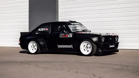 | Una dintre mașinile de competiție ale lui Ken Block a fost scoasă la vânzare