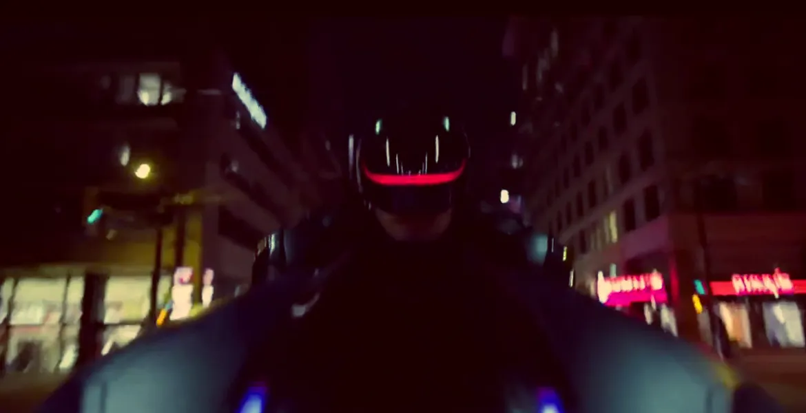 Robocop combate condusul sub influenţa alcoolului. VIDEO