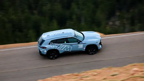 BMW XM Label Red a stabilit un nou record pe urcarea de la Pikes Peak