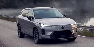Volvo XC70 s-a transformat în SUV. Va completa gama producătorului suedez cu sisteme de propulsie PHEV