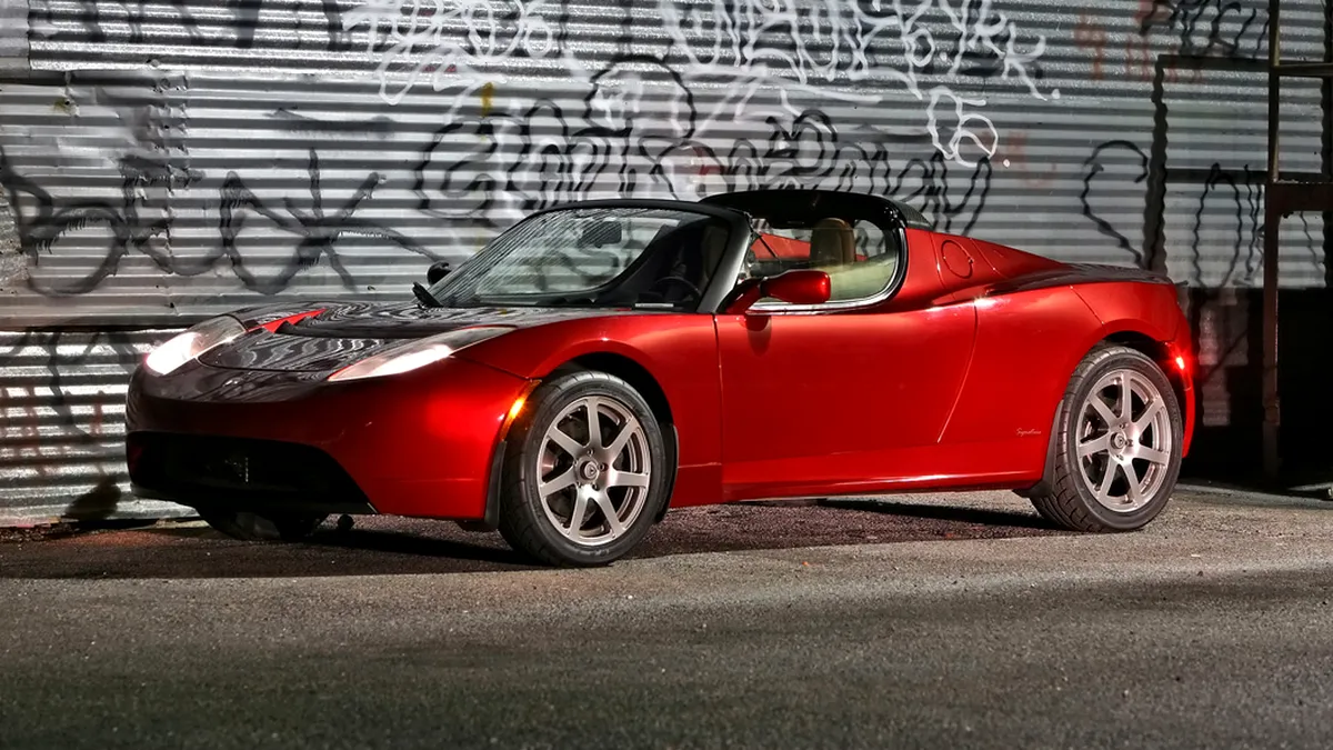 Tesla Roadster - specificaţii europene