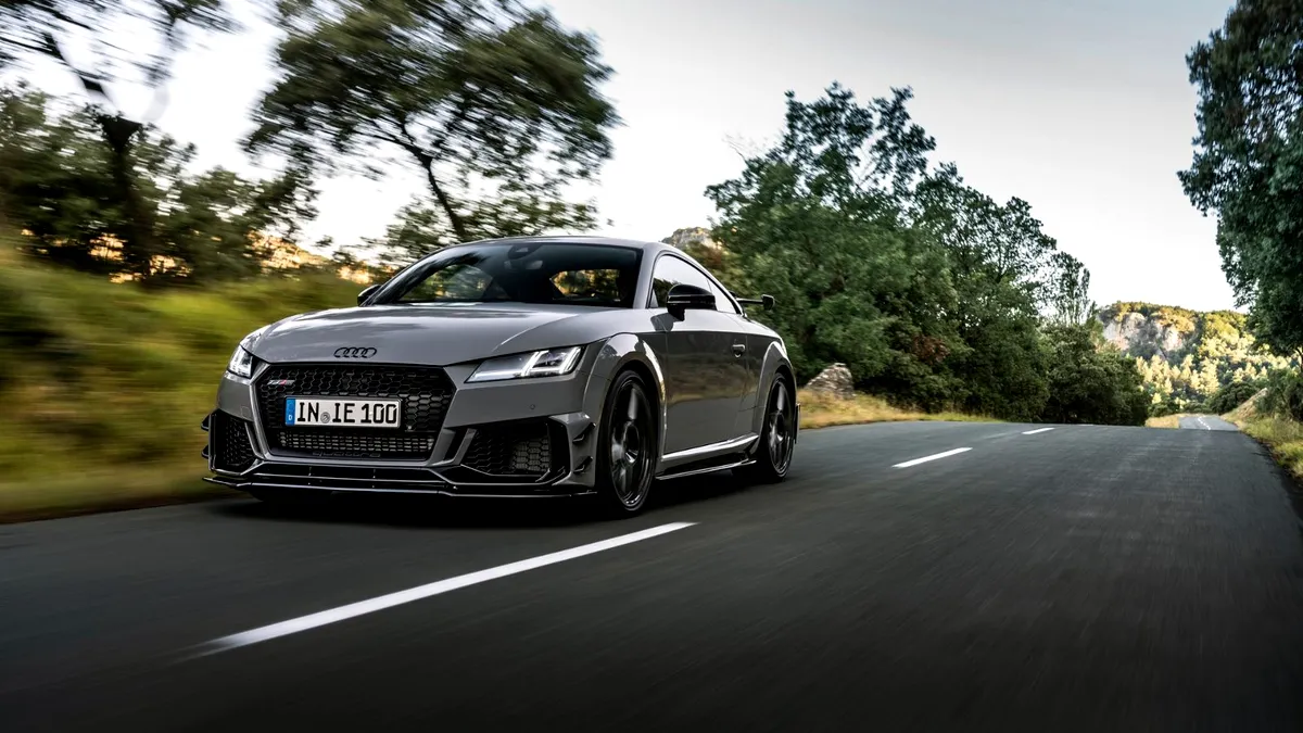 RS Iconic Edition - ediție specială de adio pentru Audi TT