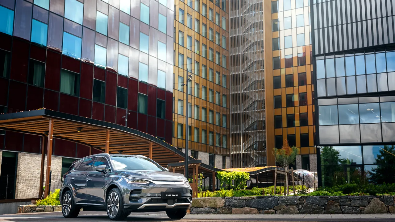 chinezii-de-la-byd-cumpara-reteaua-germana-a-unui-important-dealer 